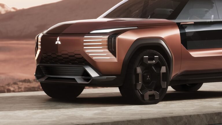 Mitsubishi Elevance Concept Debuts In Japan With Montero Overtones
