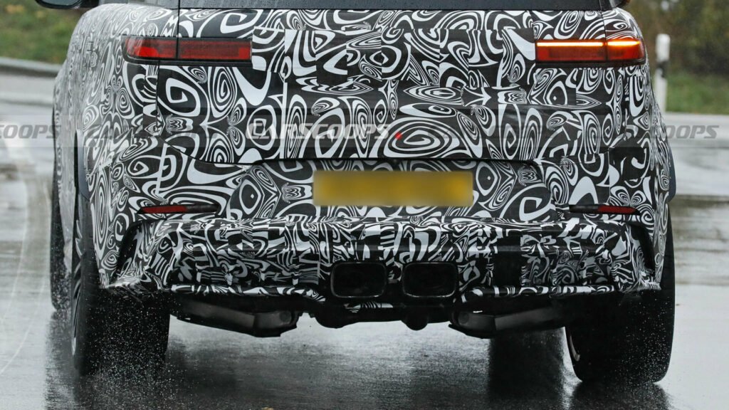 Range Rover’s Sportiest Crossover Is Getting An Aggressive Update