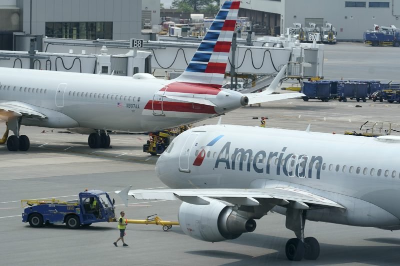 American Airlines announces bag policy change intended to speed up boarding