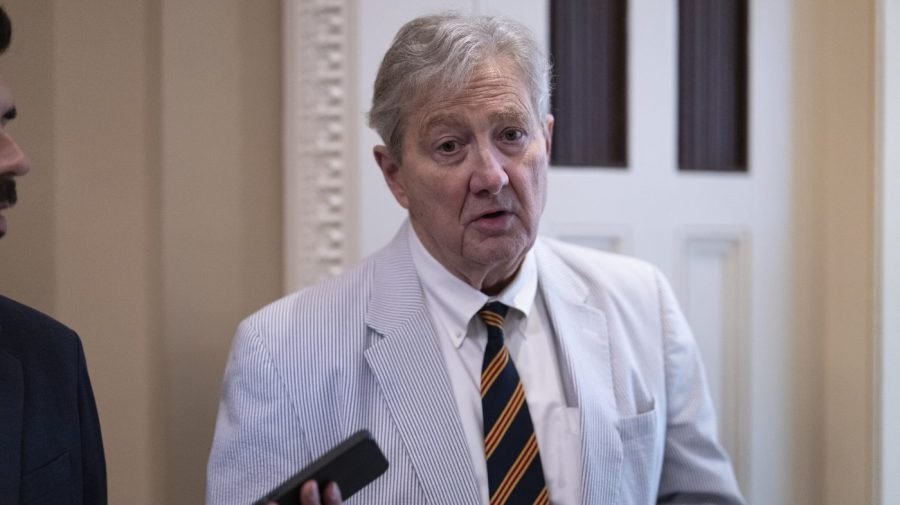 Republican senator says back pay for federal workers is 'not up to the president'