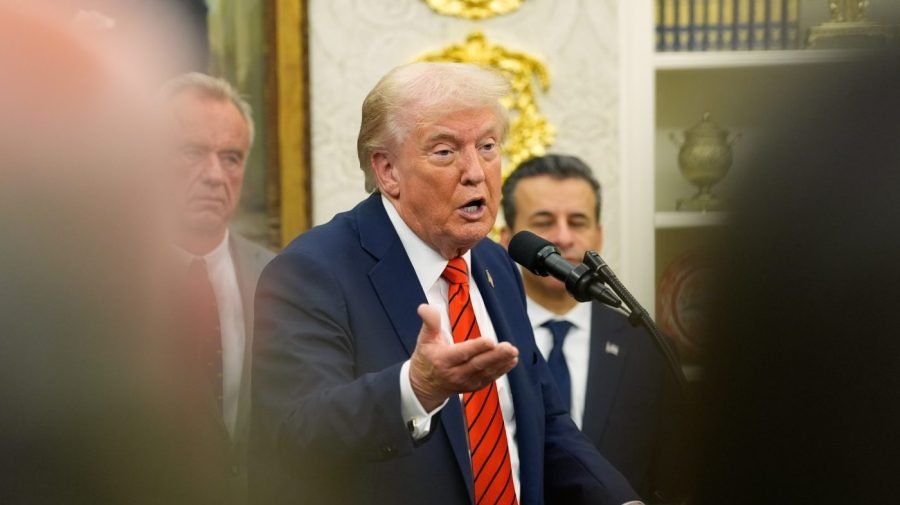 Live updates: Trump purges federal workforce as shutdown hits Day 11