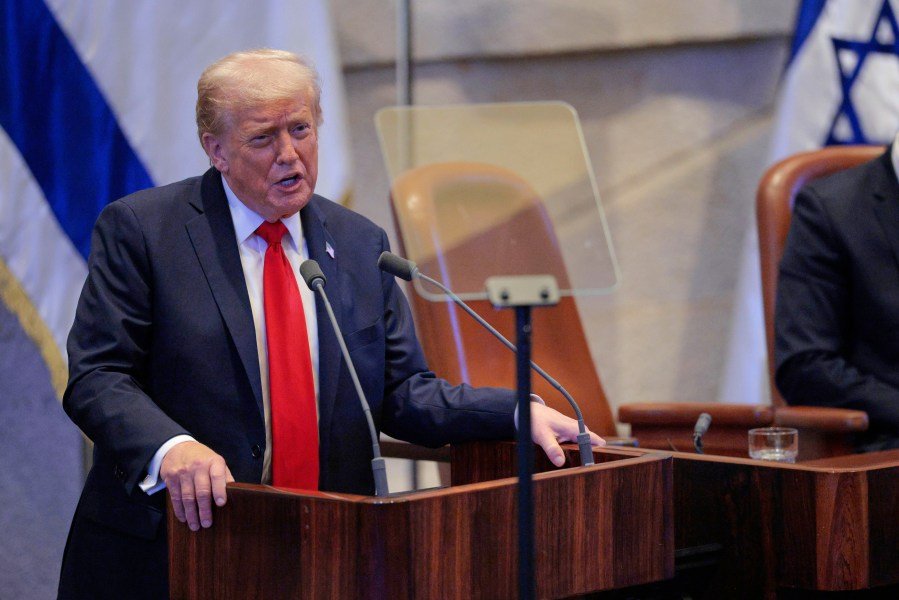 Watch live: Trump participates in Mideast peace ceremony