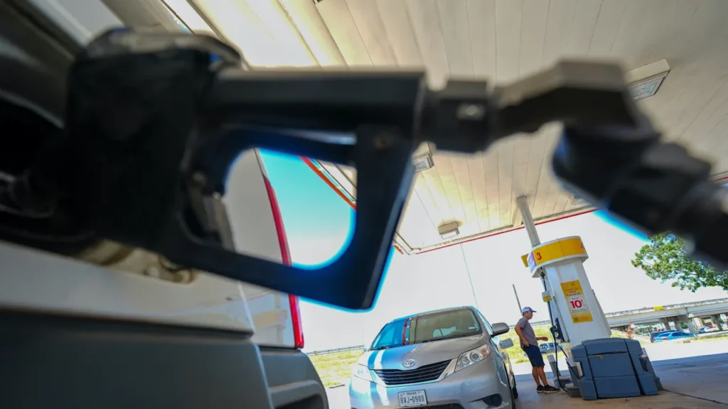 U.S. consumers may pay more at the pump after sanctions on Russian oil companies