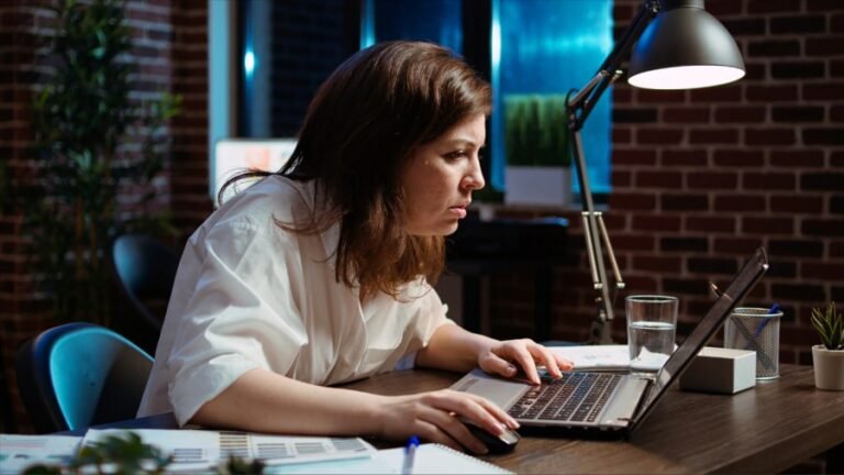 An ‘always-on’ workplace always backfires — here’s what businesses should do instead