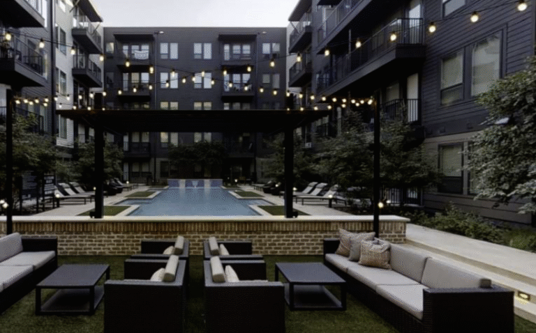 Stockdale acquires 297-Unit Farmers Market Apartment Venture