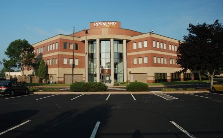 Rockland Trust to Add Training Facility, Call Center to Brockton Offices