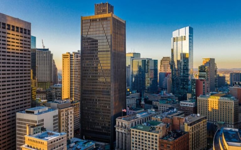 BNY Renews 205K-SF Offices at One Boston Place