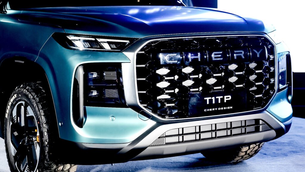 This Shape-Shifting SUV Doubles As A Pickup And A Camper