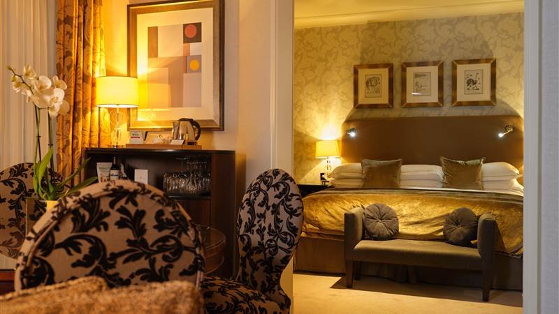 Luxury Hotels in Cheshire: 5 Elegant Escapes With Spa and Dining
