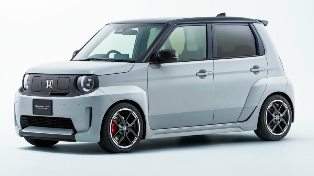 Honda’s Racy Super-One Fakes Engine Sounds And Gear Shifts