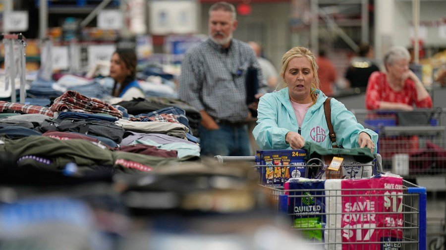 Trump faces backlash on economy as inflation rises
