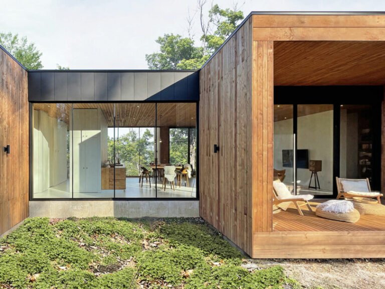 La Cadrée Perchée Is a Mountain Retreat That Interacts With Nature