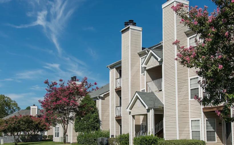 Newmark Arranges $102M Sale, Financing of Virginia Beach MF