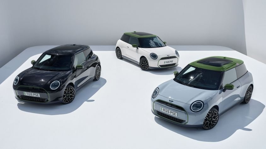 MINI Paul Smith Edition brings timeless British fashion and cars together again