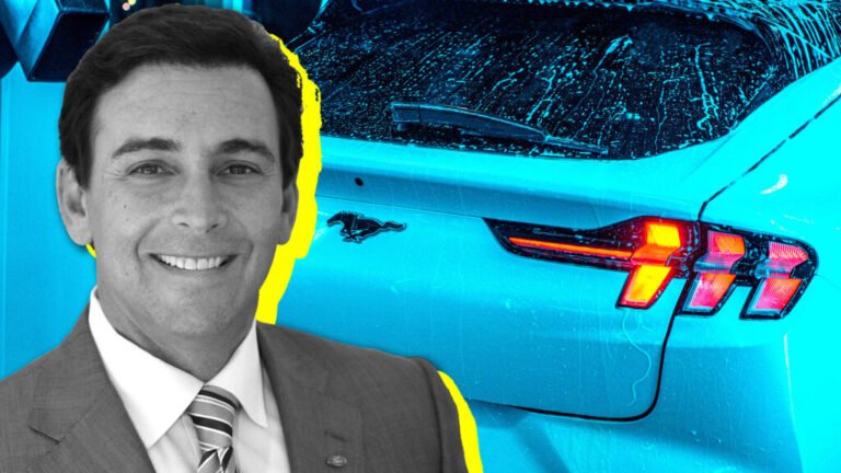 Ex-Ford CEO Says EV Growth Will Keep Going Even Without Washington’s Wallet