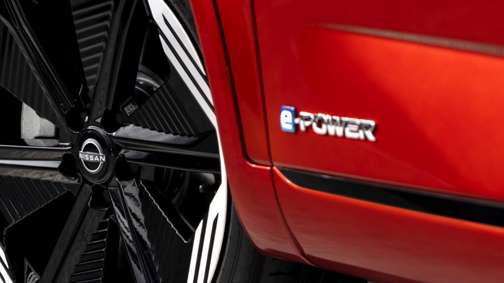 Nissan Suddenly Fast-Tracks Its First American Hybrid SUV