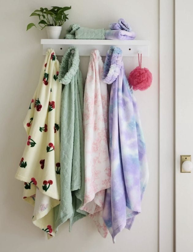 The Big One 5-Piece Solid Texture Bath Wrap Set only $12.36 shipped!