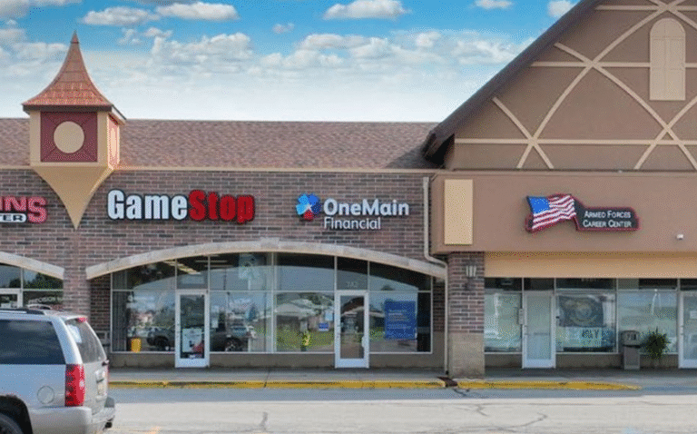 SRS Real Estate Partners Closes Sale of Retail Center in Michigan