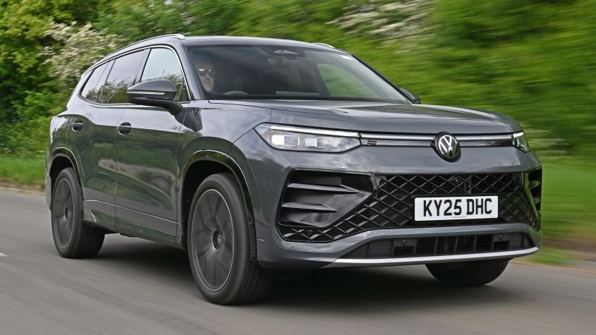 Volkswagen Tayron 2025 UK - pictures