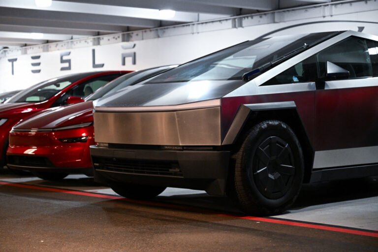 Cybertruck Recall Chaos: Tesla’s ‘Indestructible’ Pickup Undone by Glue