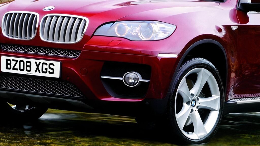 2008 BMW X6 xDrive50i: The First SUV with a Hot-Vee V8 Engine