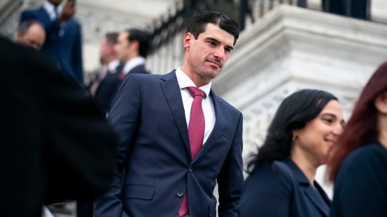 House Republican introduces bill to fund WIC during shutdown