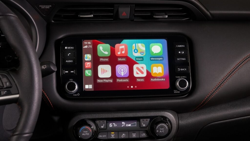 What Is CarPlay? Pros And Cons Of The Apple App