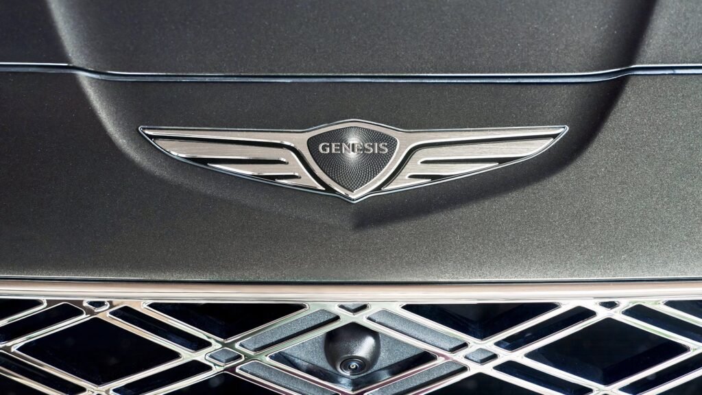 The Genesis GVGenesis GV80: The Rising Star in Luxury Midsize SUVs