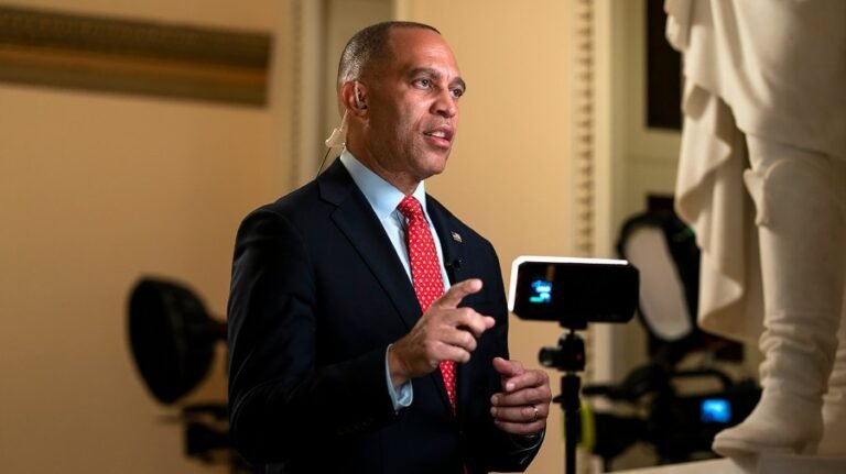 Watch live: Jeffries, House Dems give remarks as shutdown battle rages on