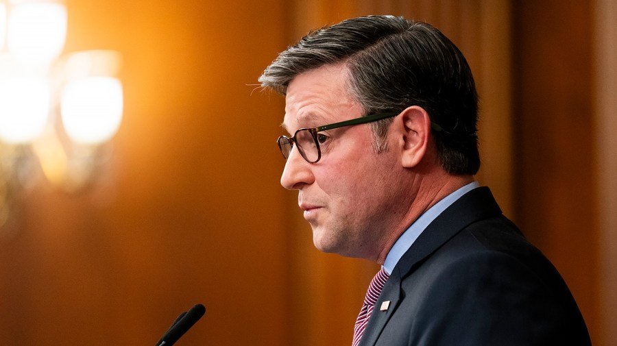 House Republicans grow anxious about Speaker Johnson's extended shutdown recess