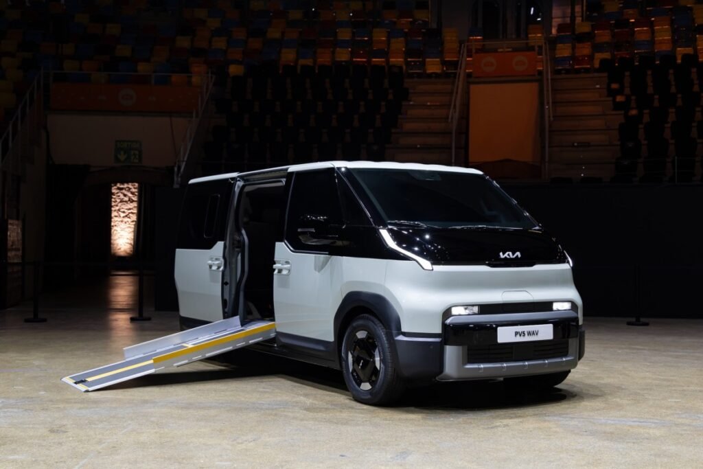 Kia’s New Electric Van Just Set a Guinness World Record for Range