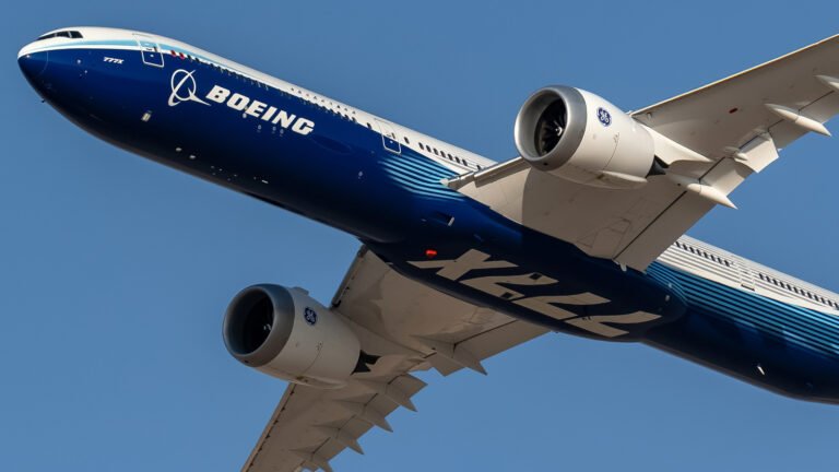 What Is The Average Lifespan Of A Boeing Passenger Plane?