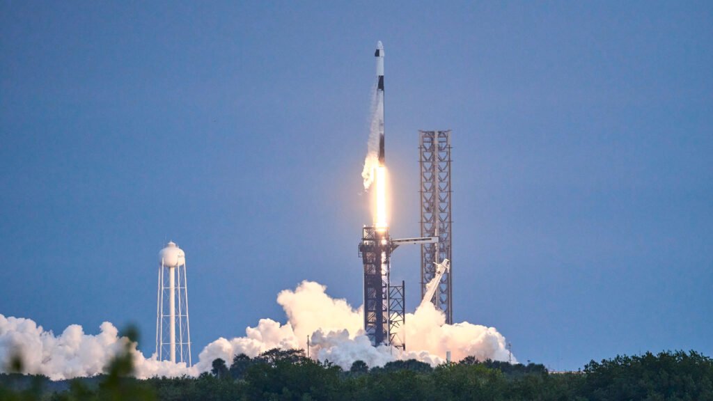 SpaceX Has Now Sent 10,000 Starlink Satellites Into Space