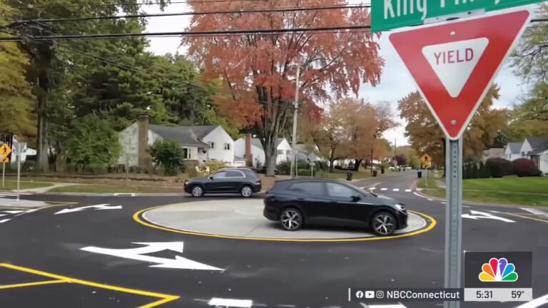 Connecticut Drivers Have No Idea How To Use Roundabouts