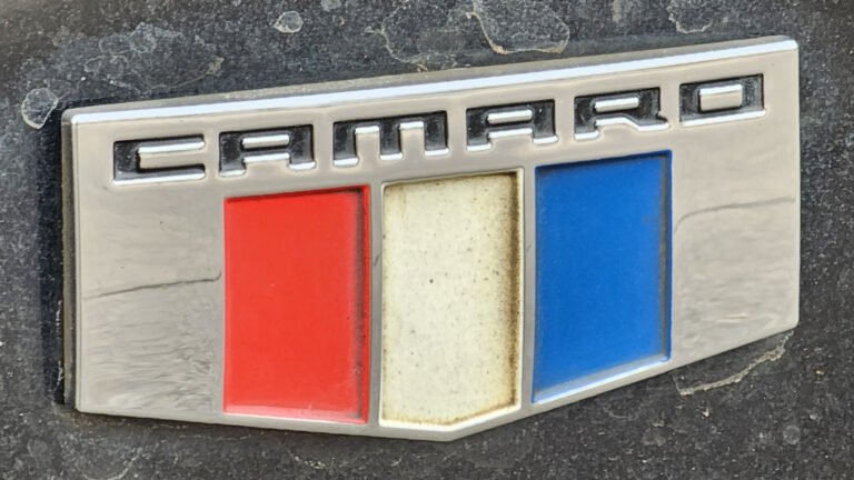 Why The Chevy Camaro Emblem Looks Like A French Flag