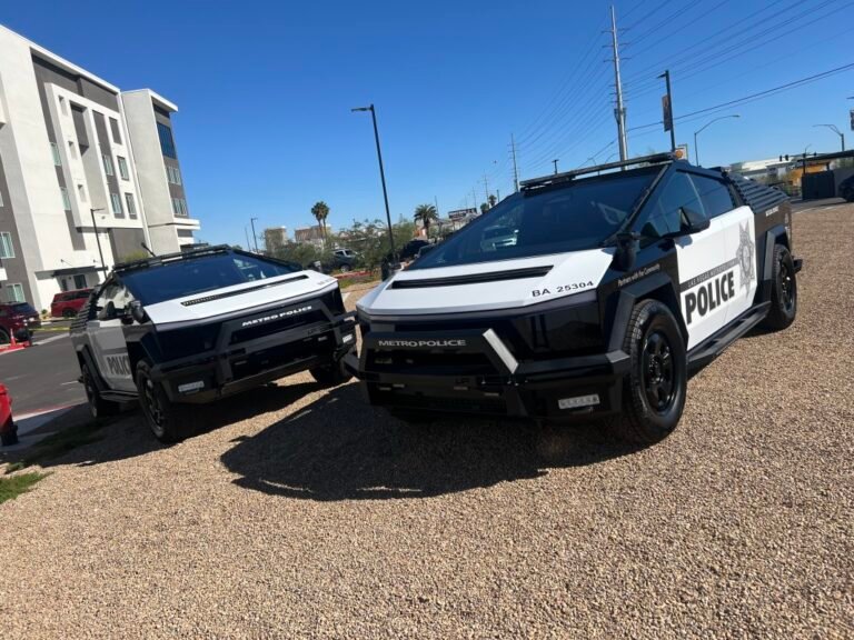 Las Vegas Police Debut the World’s First Tesla Cybertruck Patrol Fleet