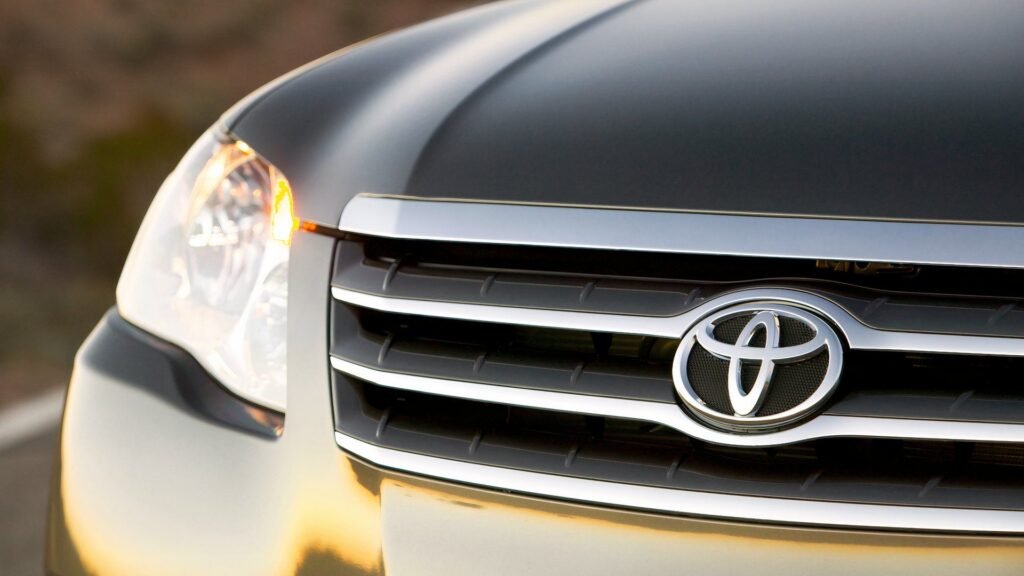 The Third-Generation Toyota Avalon Is The Reliability Hero No One Talks About