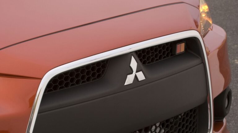 The Mitsubishi Lancer Ralliart Is Your Budget Evo Alternative