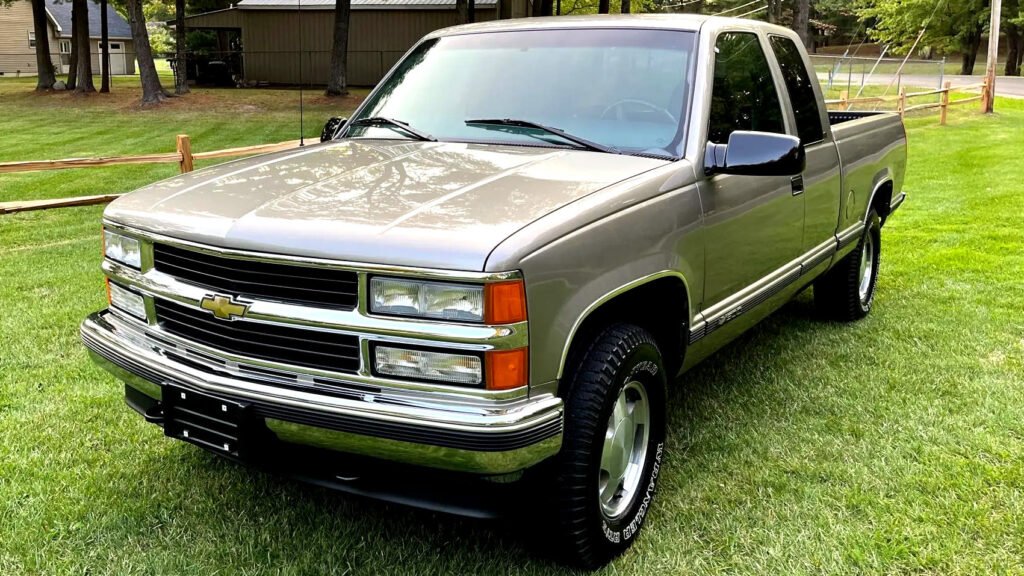 Jury Clears GM In $73 Million Lawsuit Over 1998 Chevy Crash