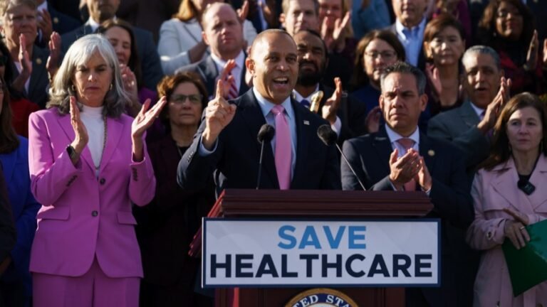 Democrats introduce discharge petition to force vote on extension of ObamaCare subsidies