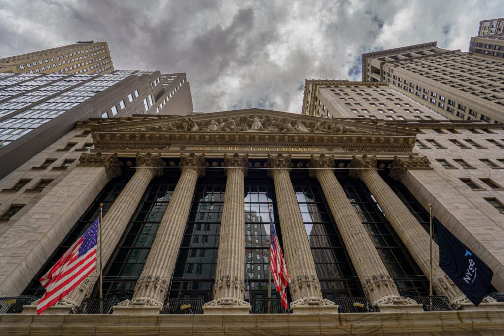 Can a socialist mayor and Wall Street coexist? New York is about to find out.