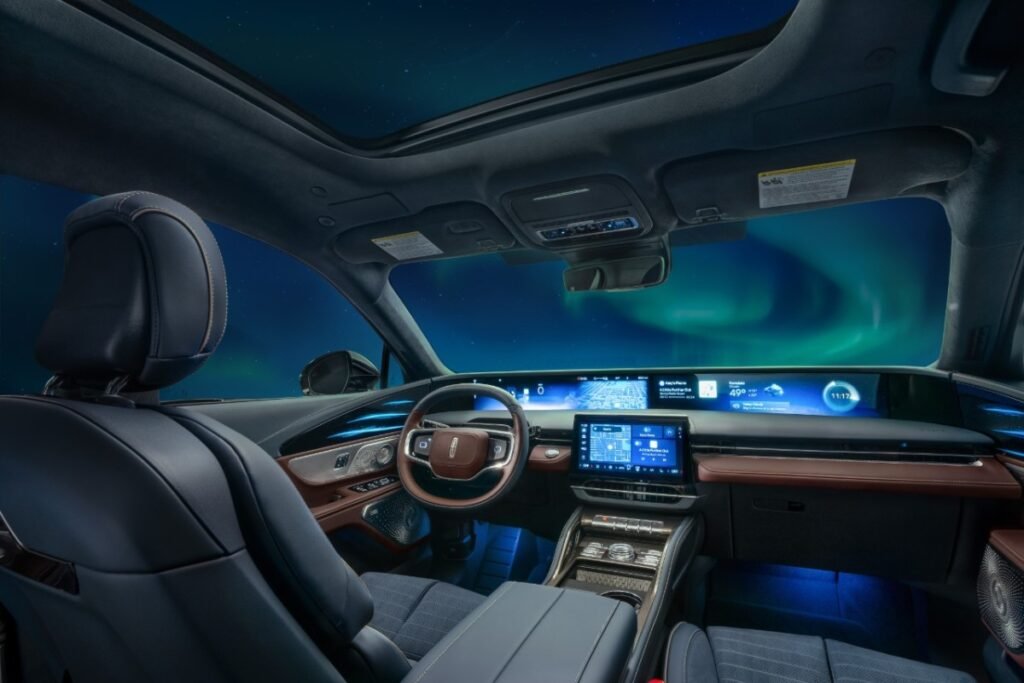 Lincoln Turns the Northern Lights Into a Luxury Interior