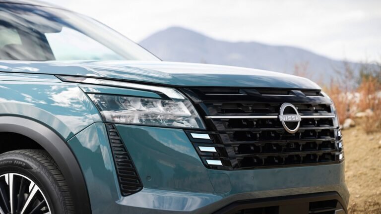 2026 Nissan Pathfinder Debuts With A Fresh Face, Big New Screen