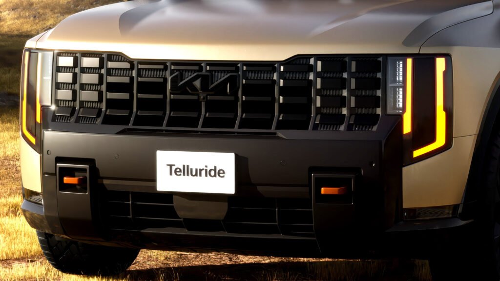 New Kia Telluride Has The Kind Of Face That’ll Scare Kids A Block Away