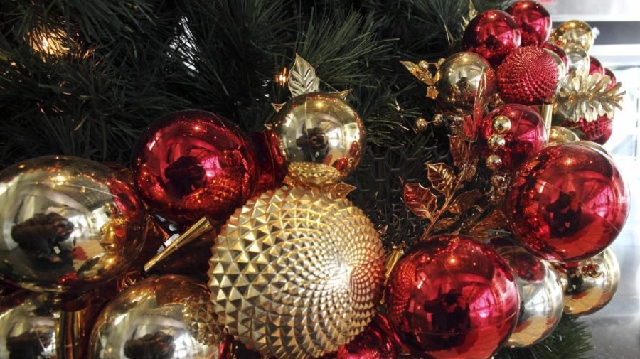 Air Force families at Florida base told to take Christmas decorations down