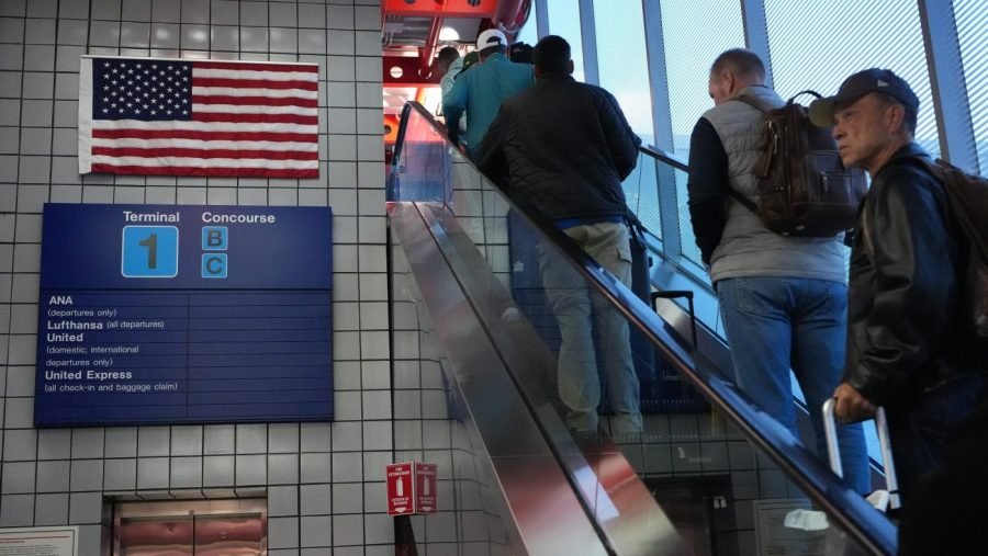 Live updates: Flight cancellations cascade across US; Senate tees up another shutdown vote