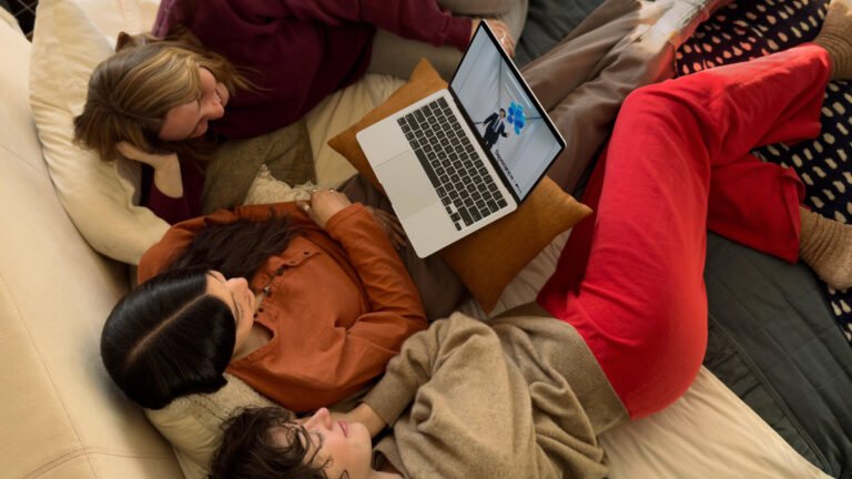 Deal alert: Apple MacBook Air M4 drops to $749 record-low price