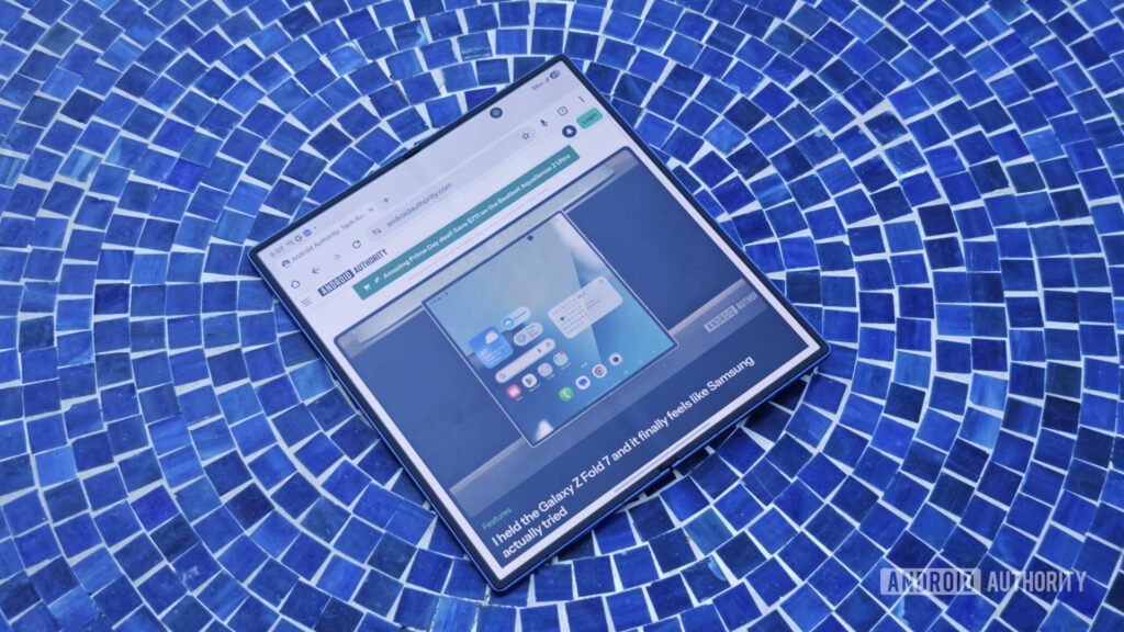 Save $420 on the Samsung galaxy Z Fold 7!