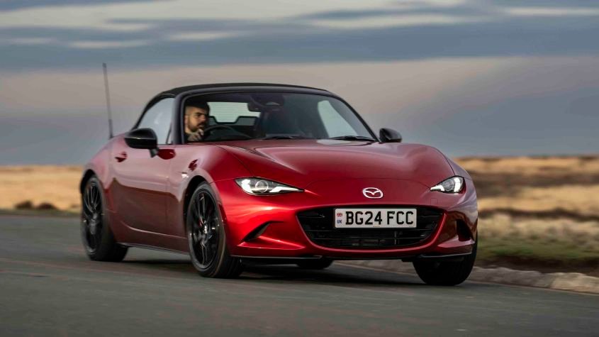 Car Deal of the Day: the Mazda MX-5 can banish the winter blues for just £230 per month