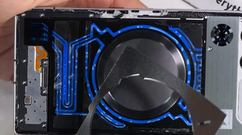 Teardown reveals this new Android flagship is hiding an insane cooling system inside!